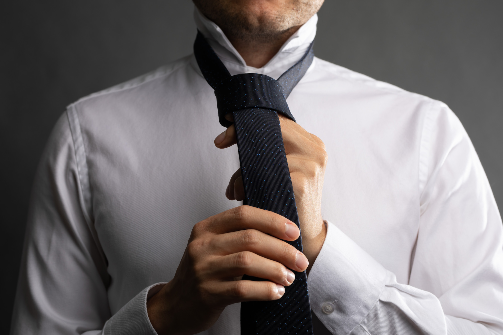 Necktie tie wrists how a to with How do
