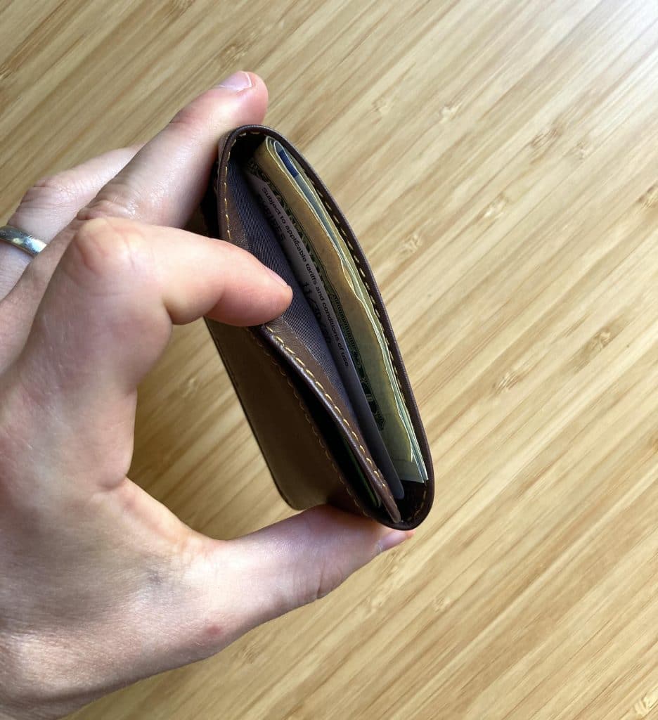 Top 8 Best Slim Wallets for Men (2021 Review) - The Modest Man
