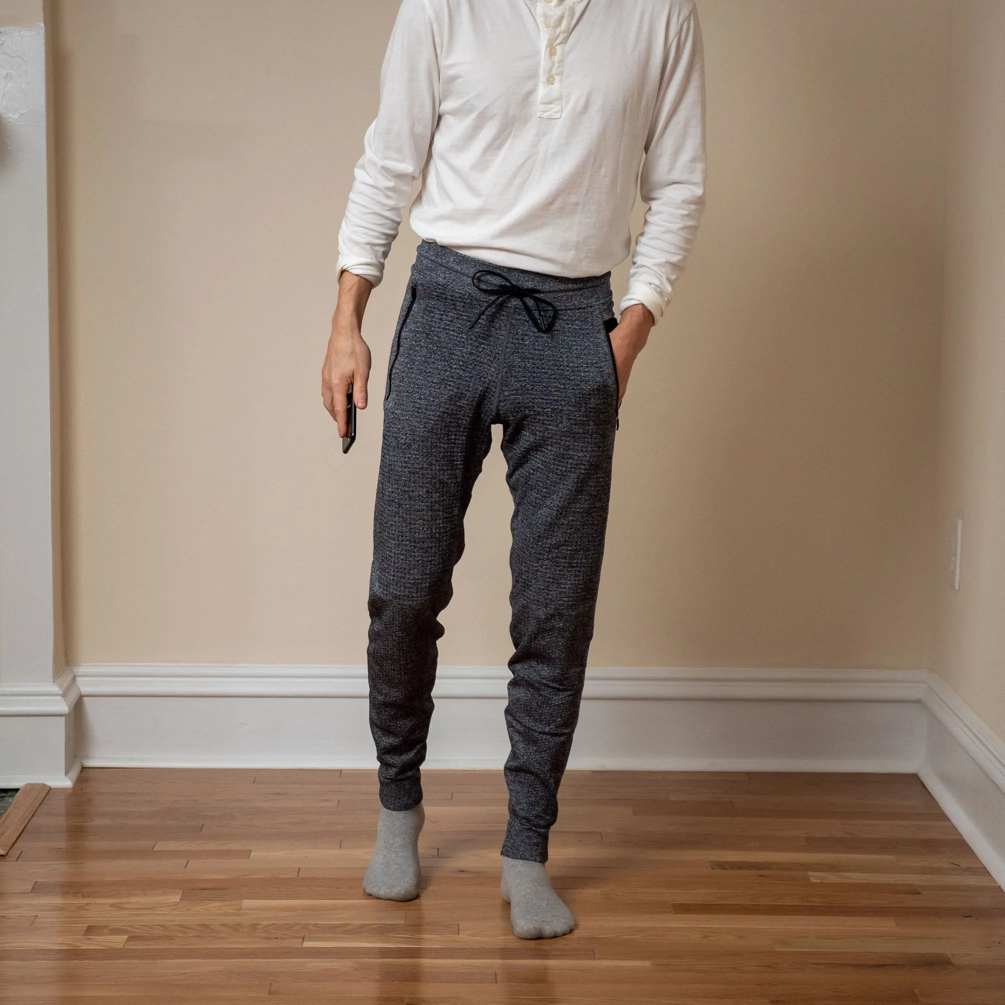 zitten dier interval Where to Buy Joggers for Short Men (Hands-On Review)