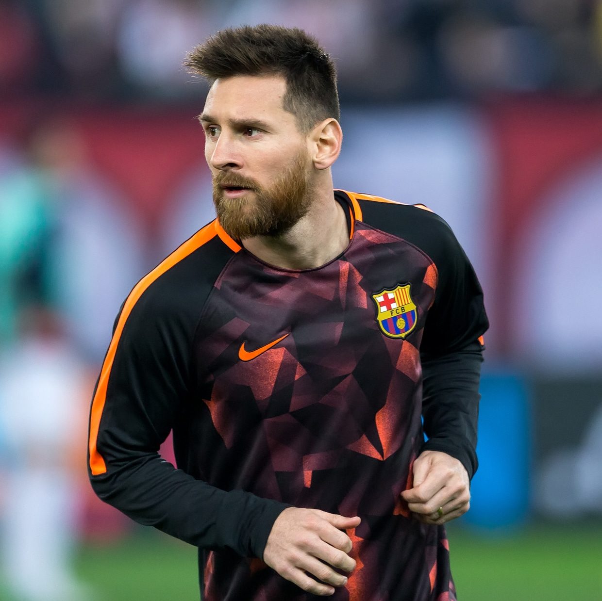 Bibliografi kutter Teenager Lionel Messi Height, Net Worth, and Red Cards (Everything You Want to Know)