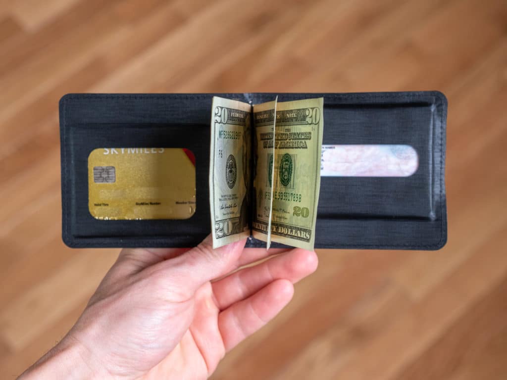Airo Stealth Wallet cash
