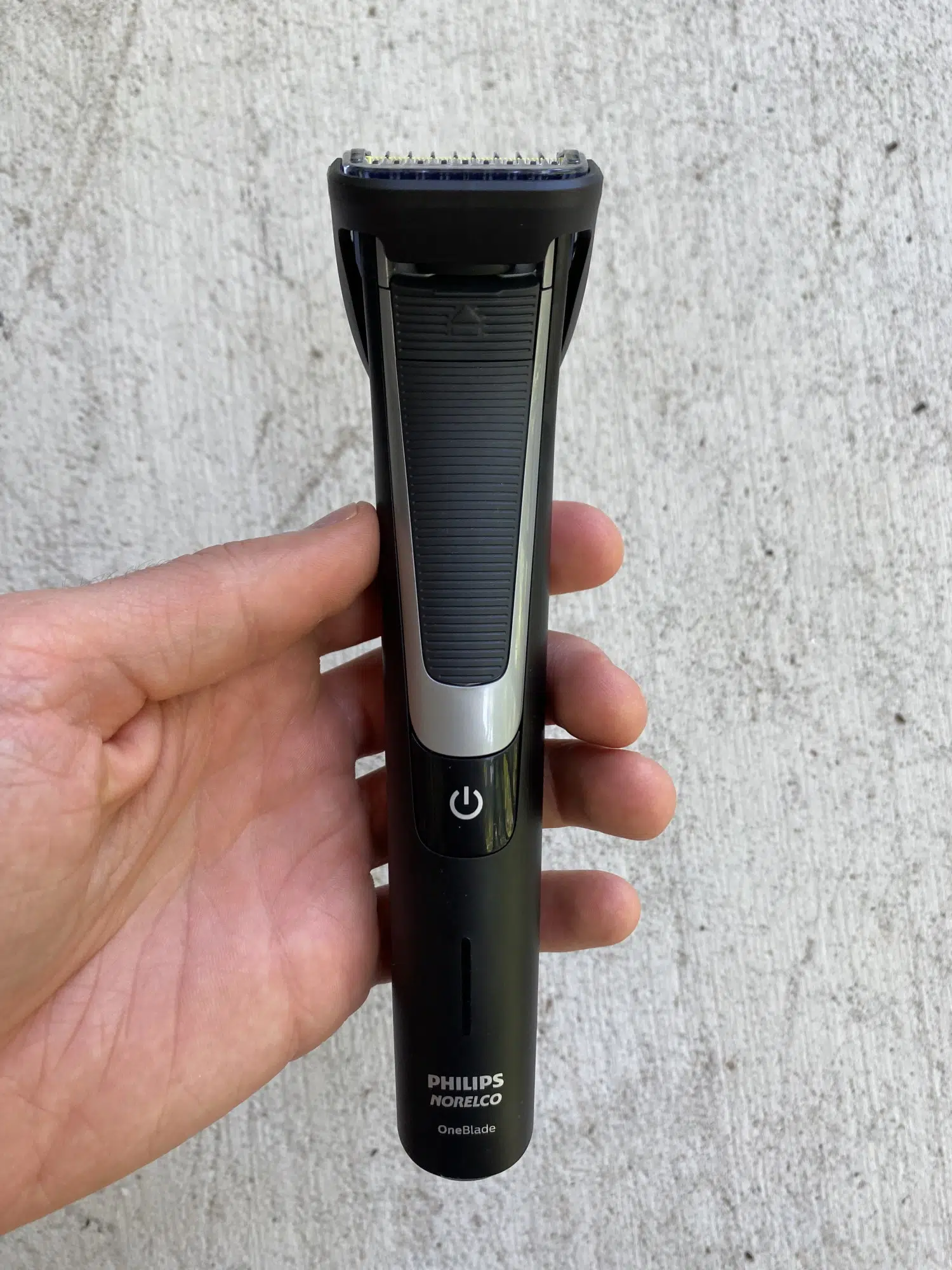 Philips Norelco Oneblade Pro with attachment