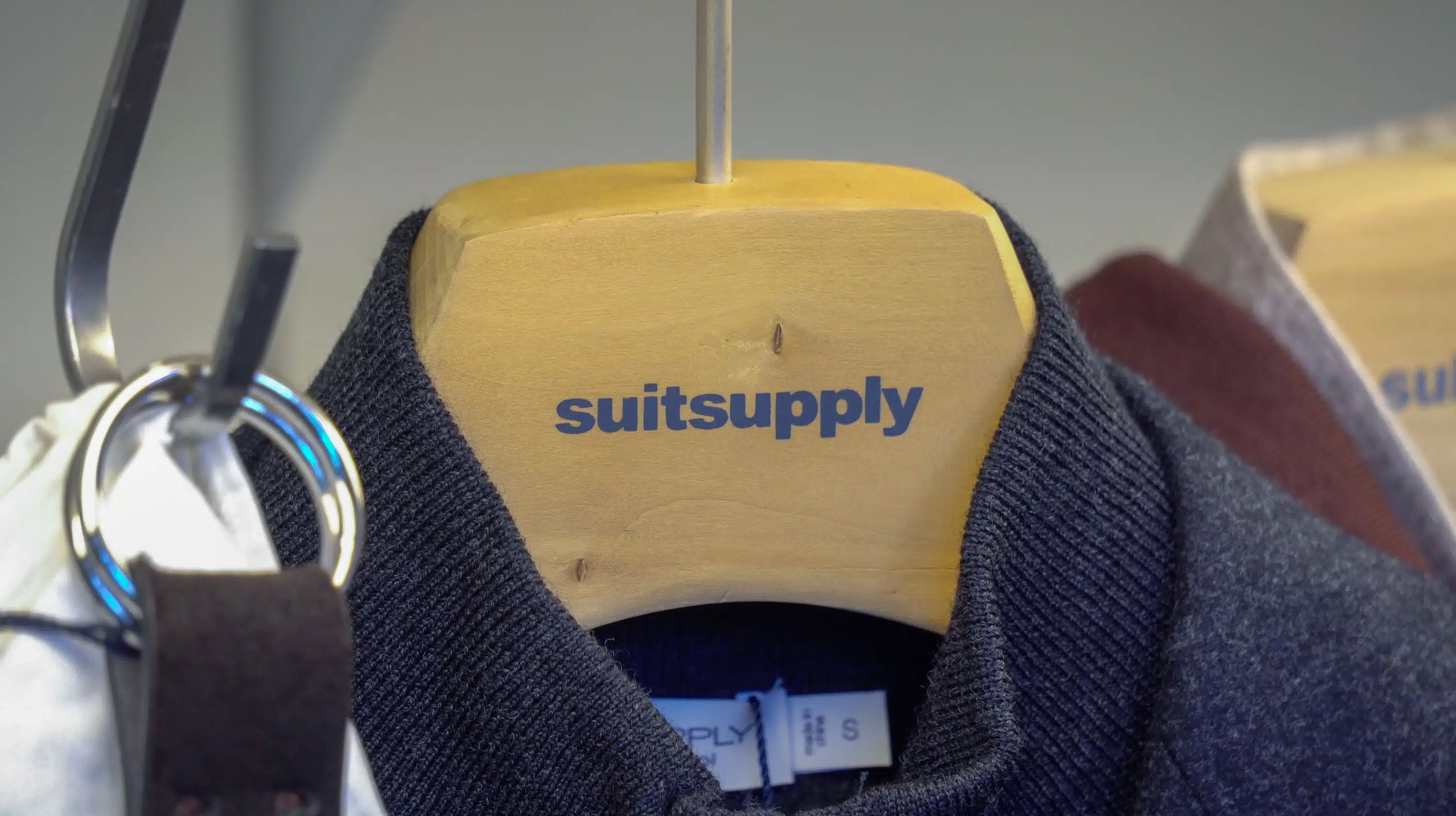 Suitsupply store 4