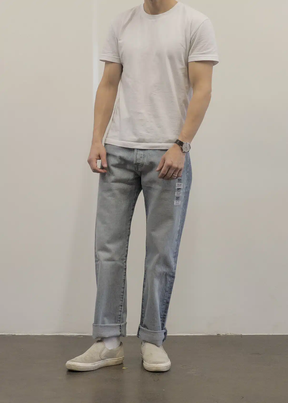 Levis 501 cuffed front
