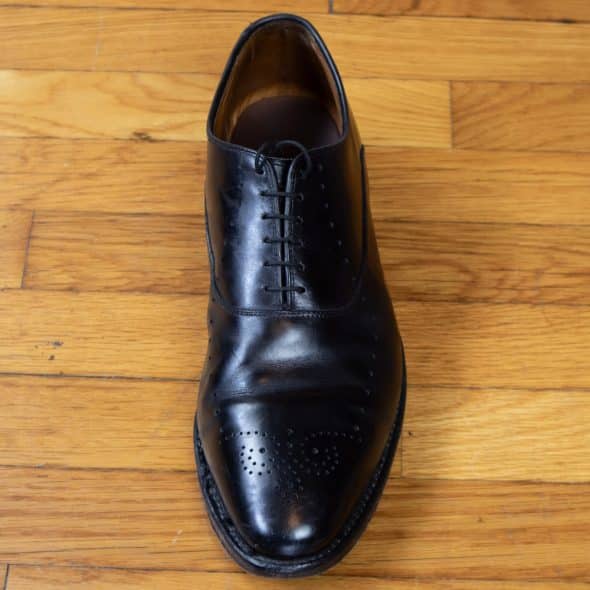 How to Lace Dress Shoes