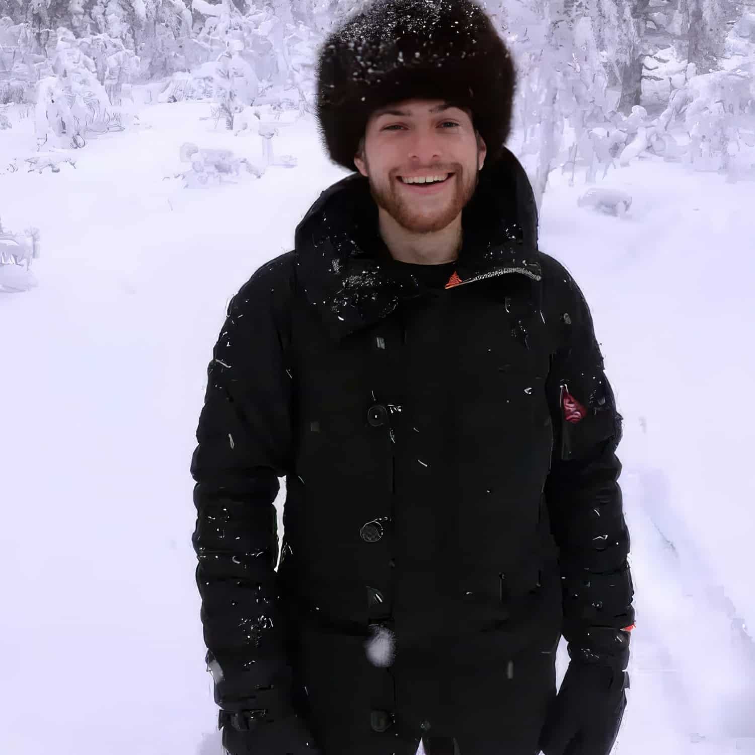 What to Wear Winter Hiking: Where Style Meets Safety - The Modest Man