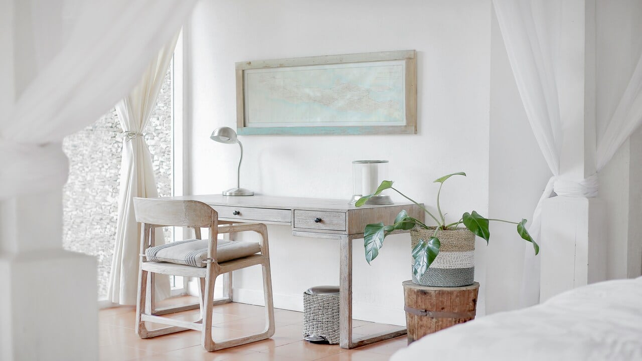 A clutter-free bedroom.