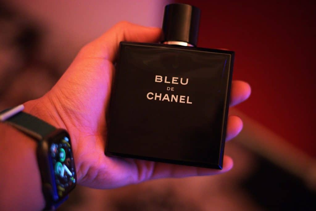 An example of a man’s perfume that could be the signature scent.