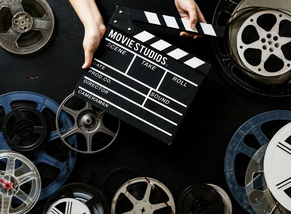 A picture of a movie clapper