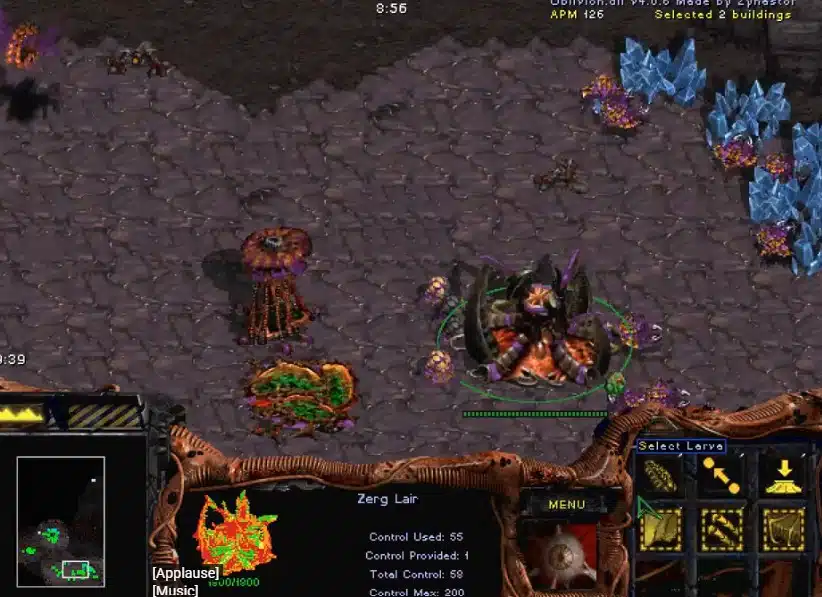 A picture of starcraft game