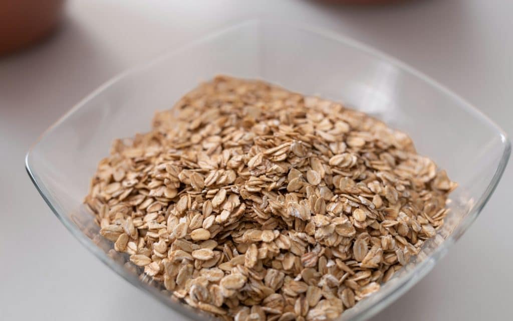A picture of oatmeal in a bowl.