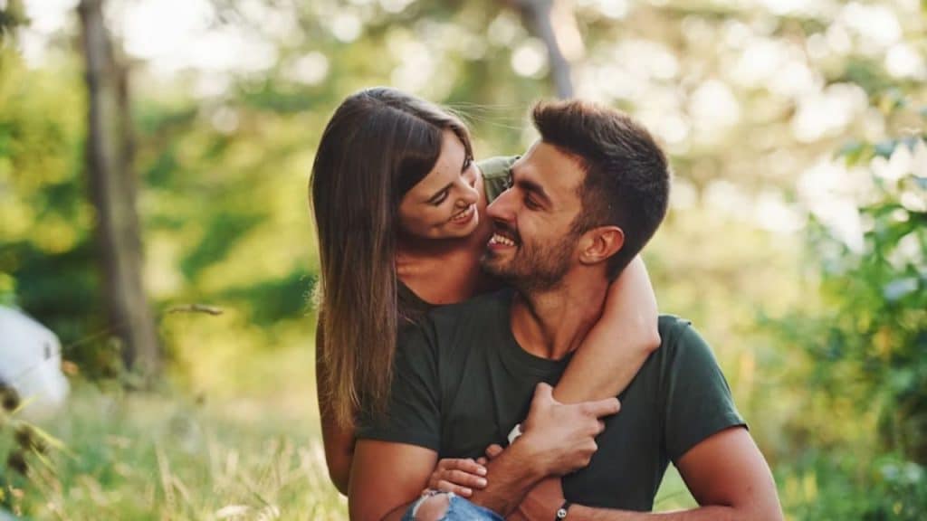 Man and woman enjoying peaceful time together, reflecting emotional alignment