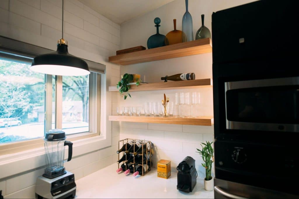 A picture of a kitchen