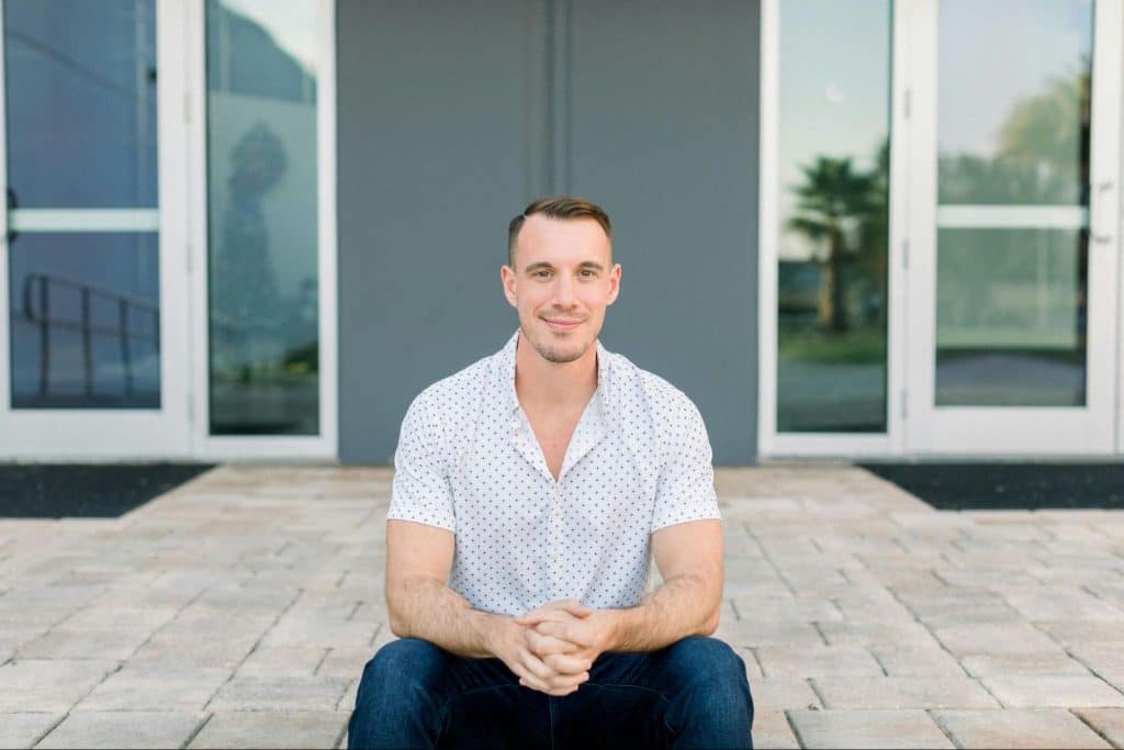 A man smiling.