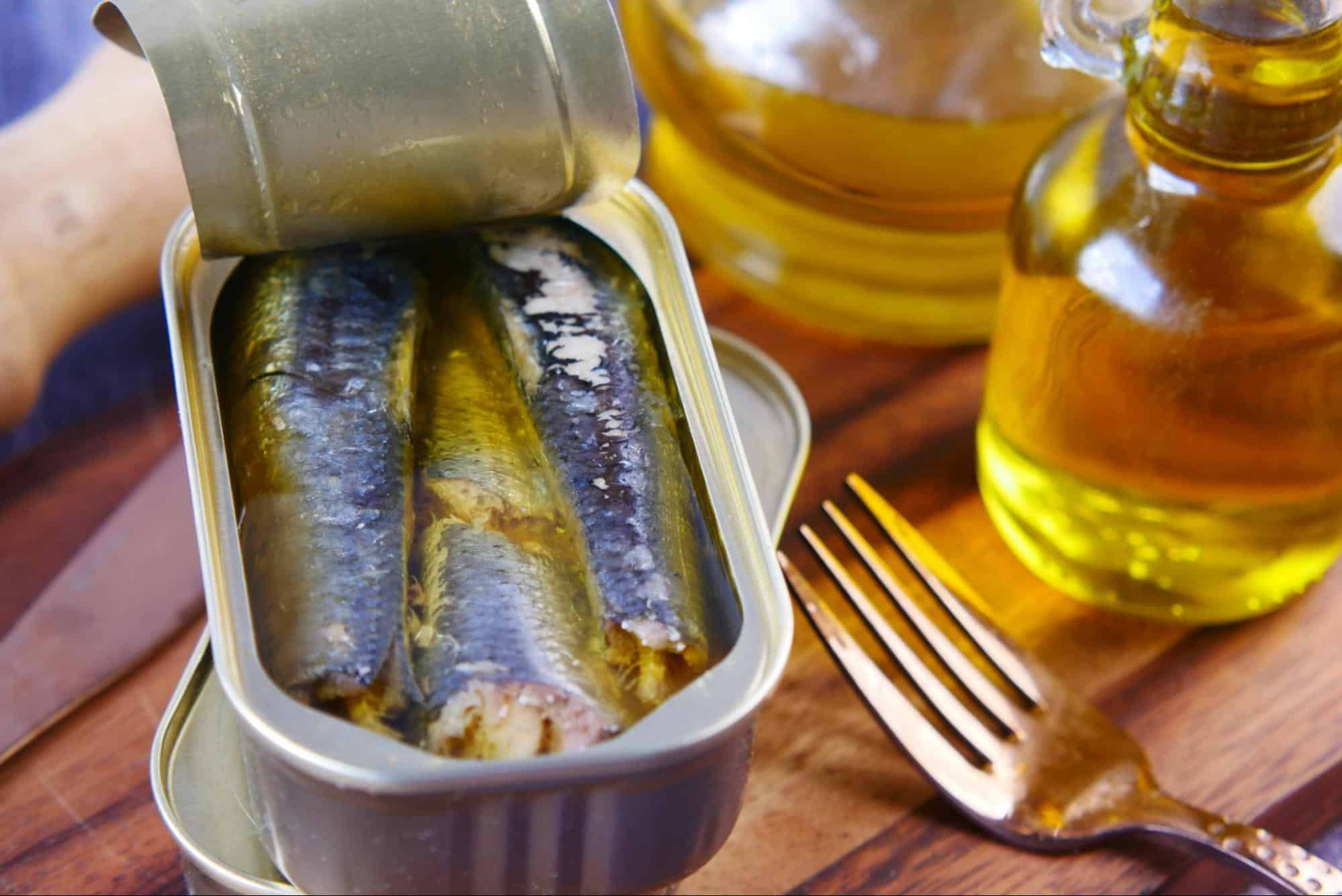 A picture of a sardines.