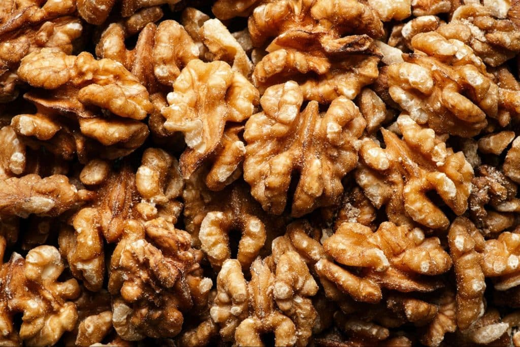 A close-up picture of a walnut.