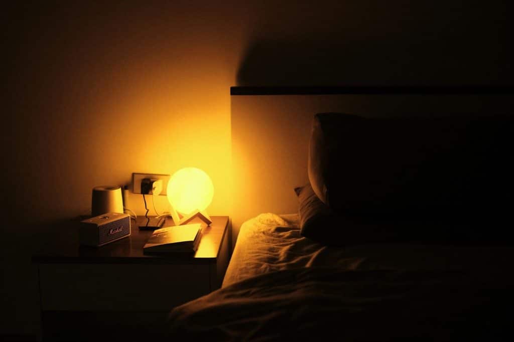 A picture of a bright lamp