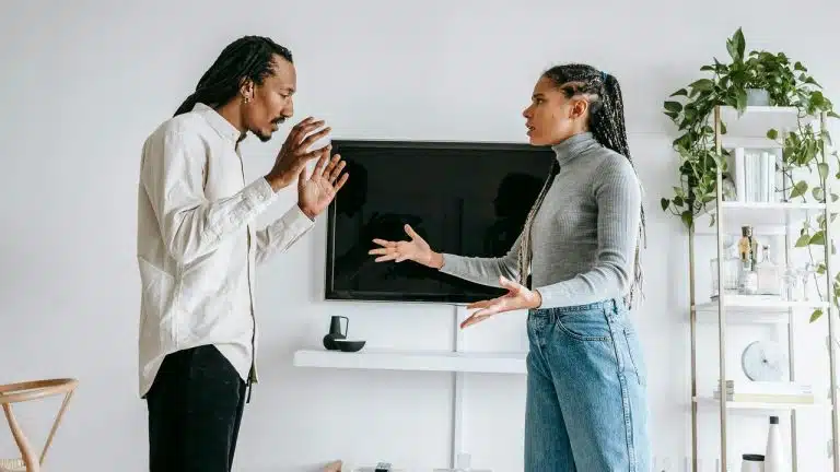 You're Not Overthinking It: 15 Signs That Your Partner is Seeing ...