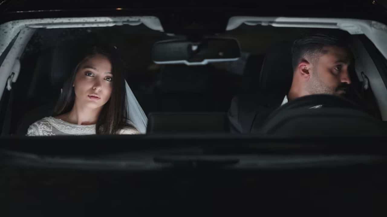 ALT Text: Couple emotionally disconnected after letting go of all effort.