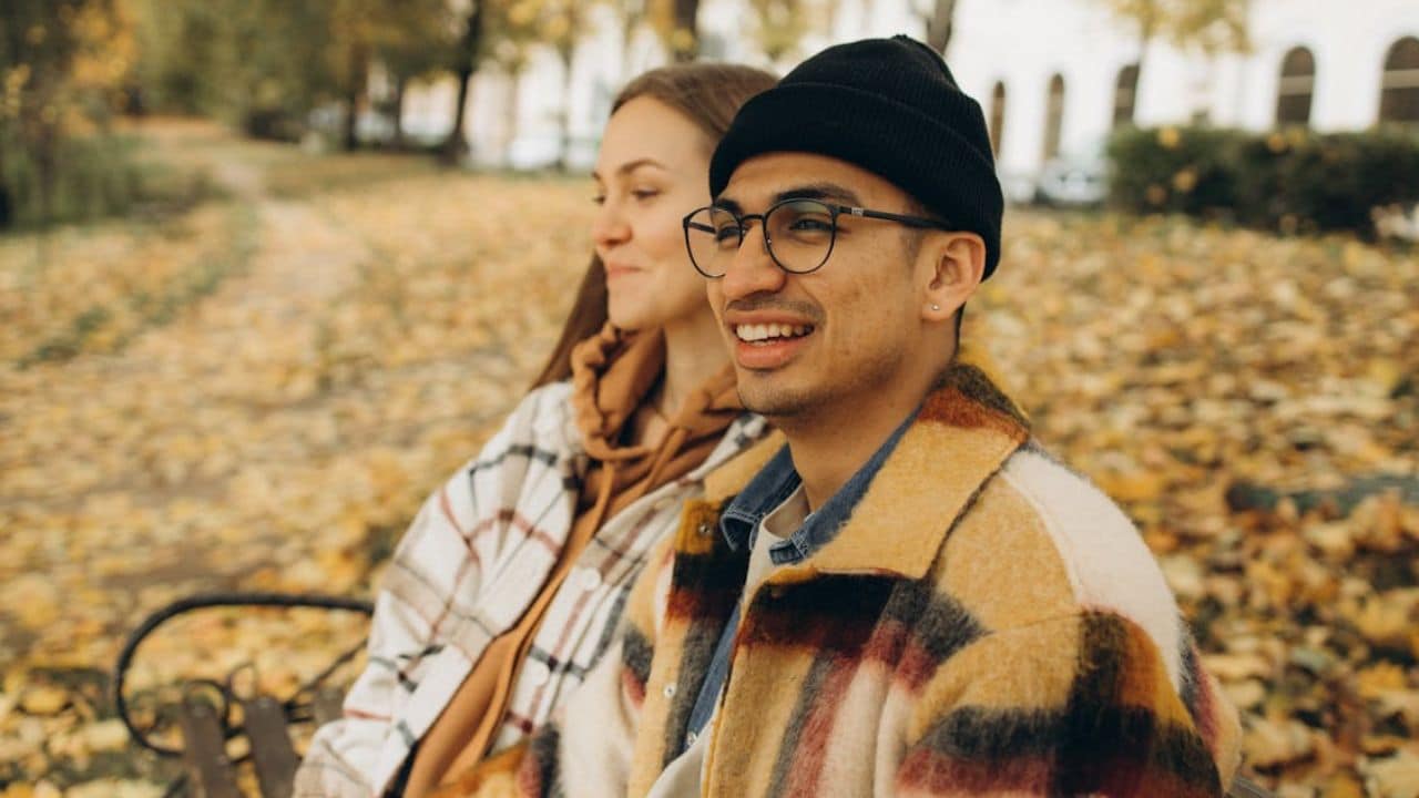 Couple sitting on the bench.