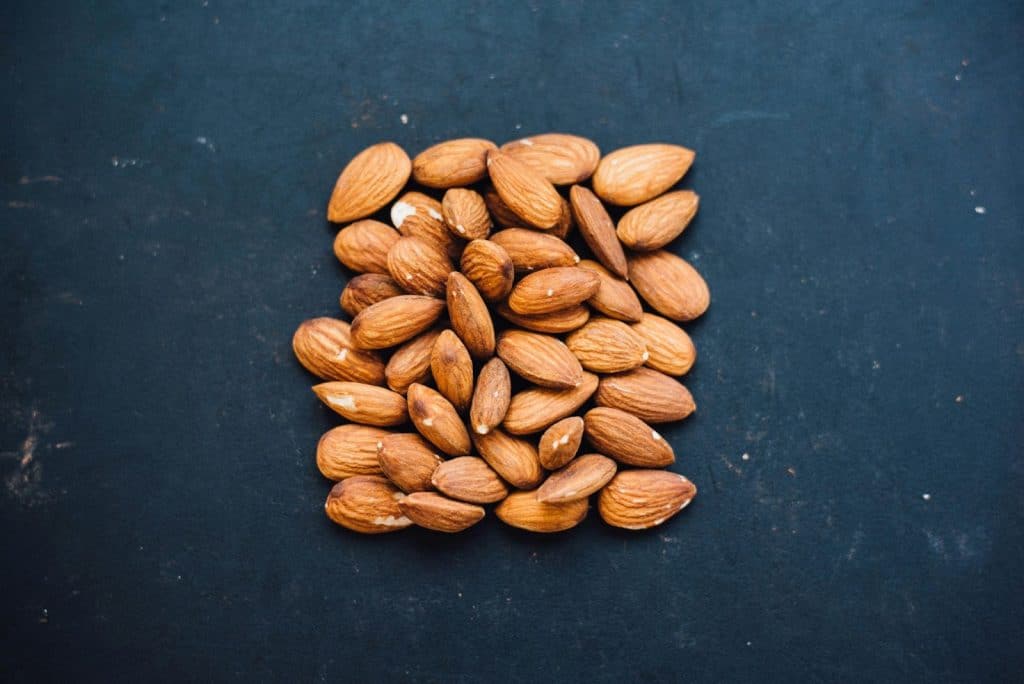A picture of almonds