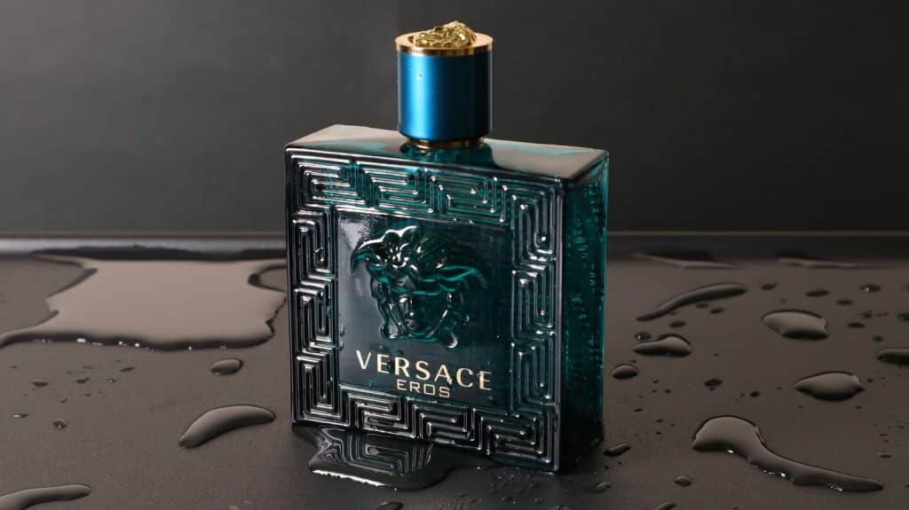 A picture of a perfume