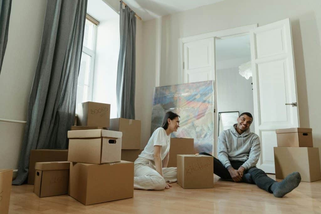 A couple having their new apartment 