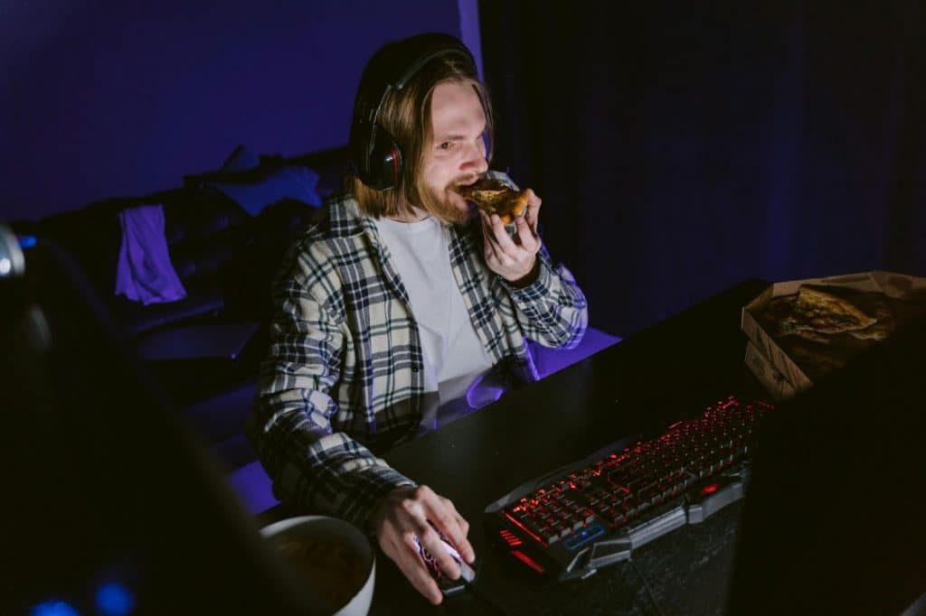 A picture of a streamer 