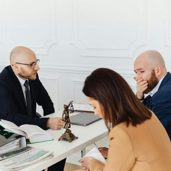 A man and woman having divorce