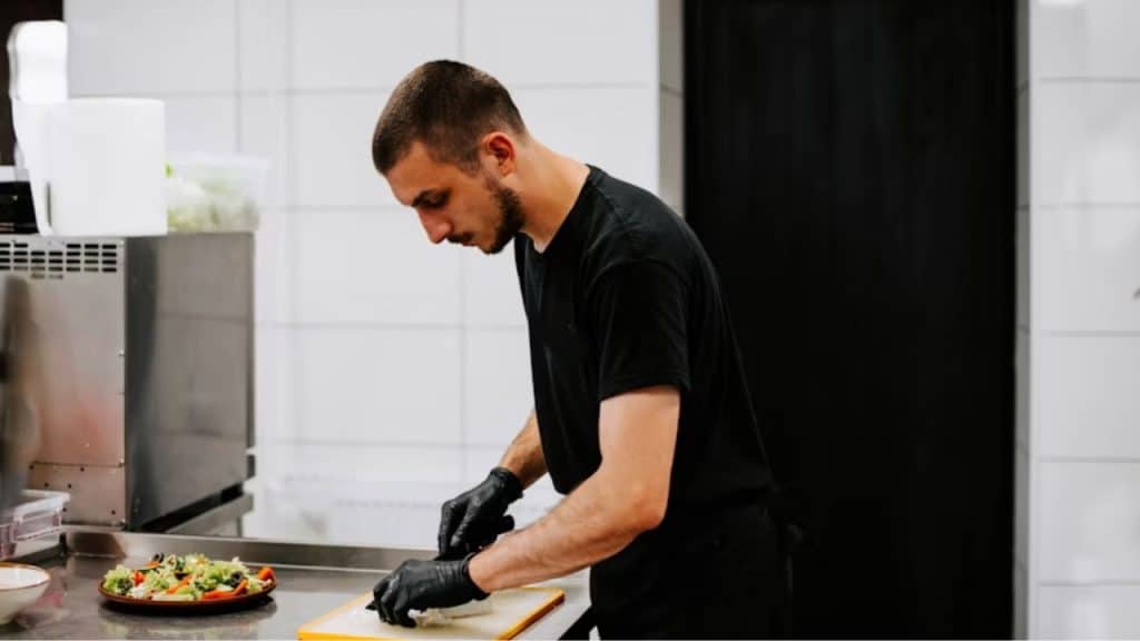 Man preparing a healthy meal in the kitchen