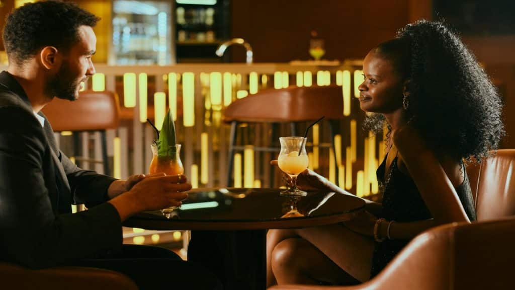 A couple on a first date