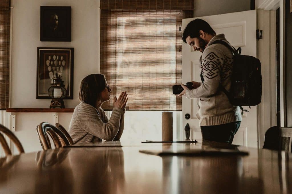 A man does not listen to woman