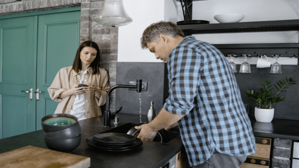 A couple discussing the chores 