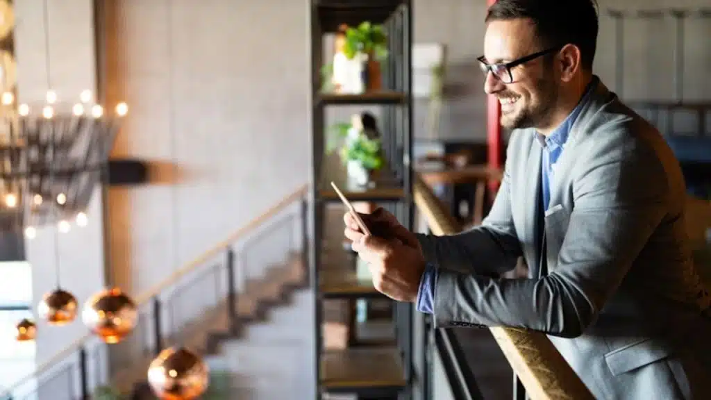 Man using a dating app with curiosity, not pressure