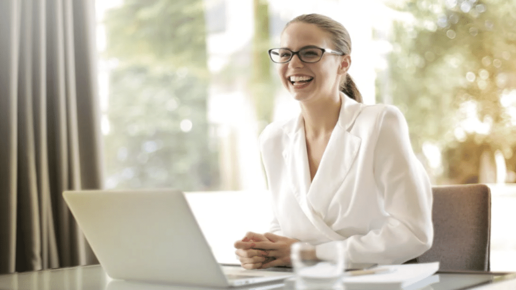 A lady CEO in the office