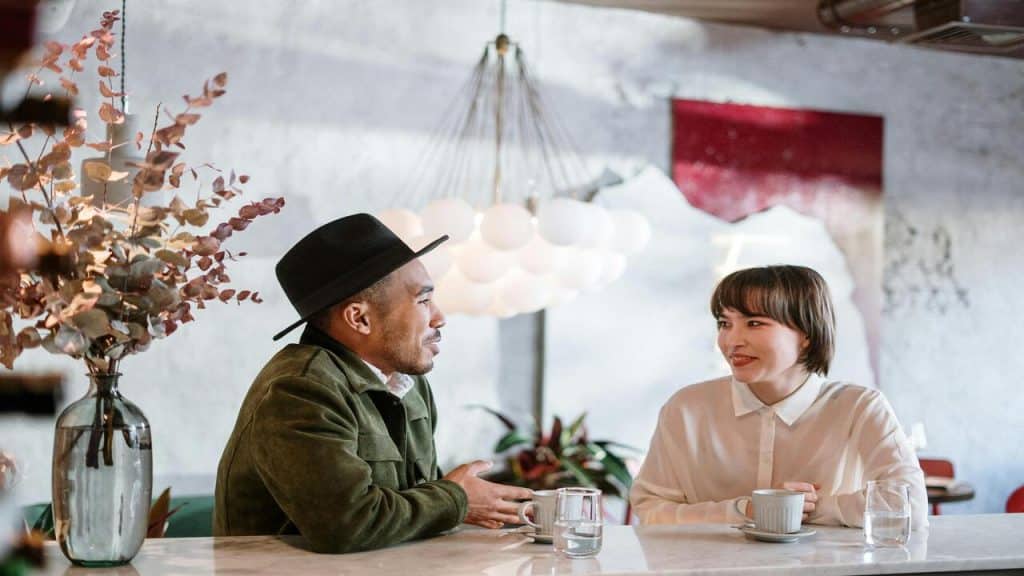 A couple on a first date