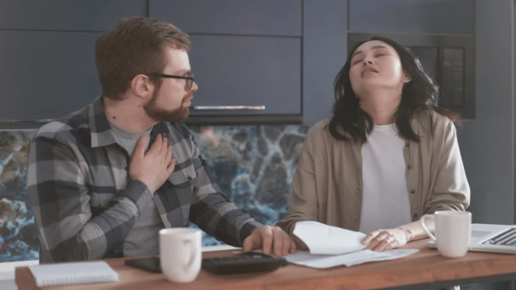 A couple fighting about the bills