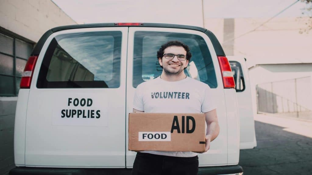 A man volunteering for a good cause