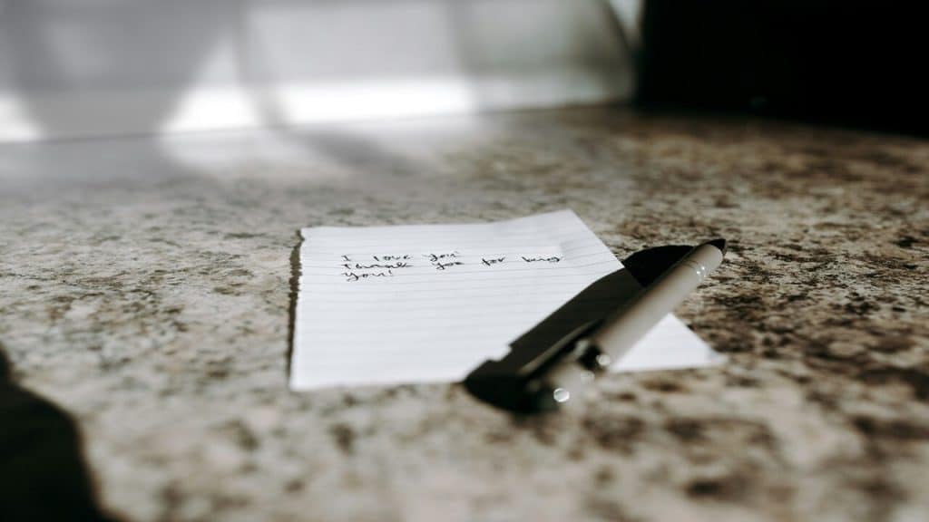 A sweet note on top of a kitchen counter