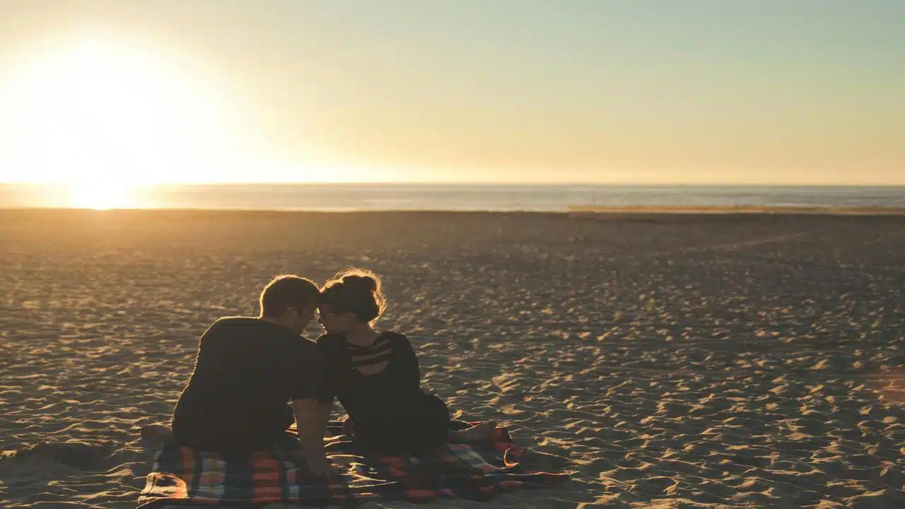 A couple at the end of a date 
