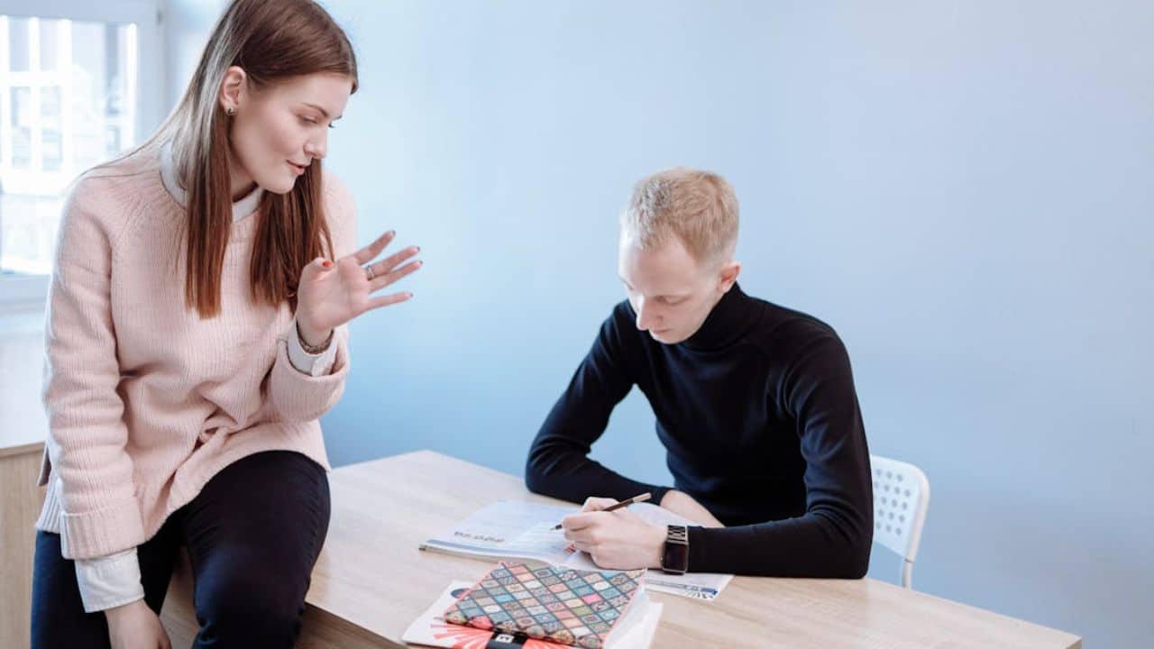 Wife feeling unnoticed while husband is disengaged