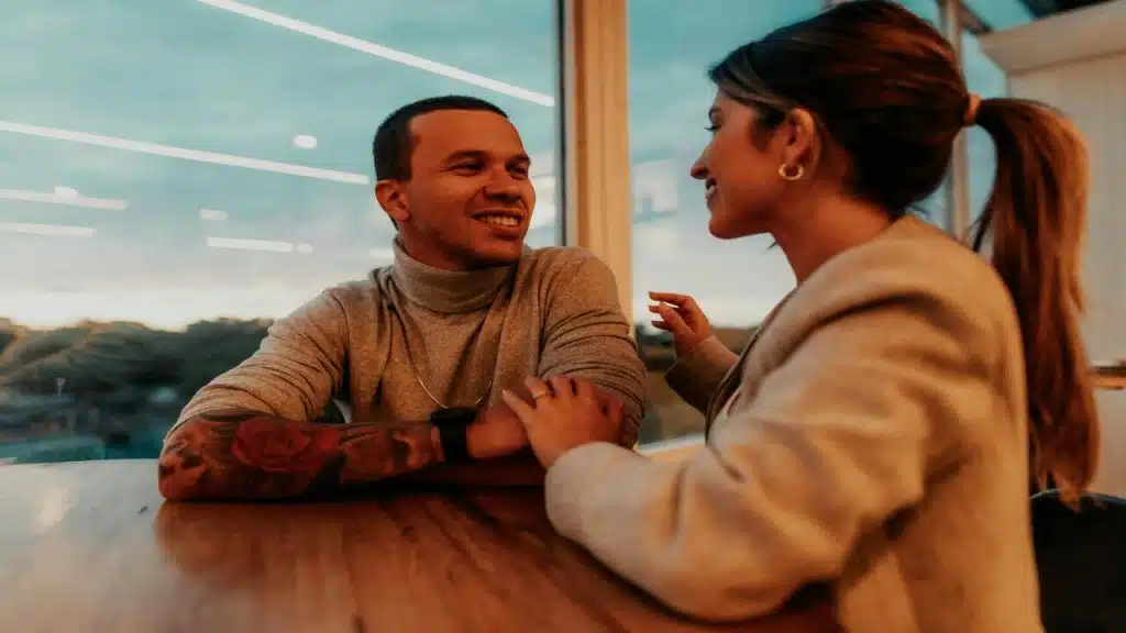 A couple on a restaurant date