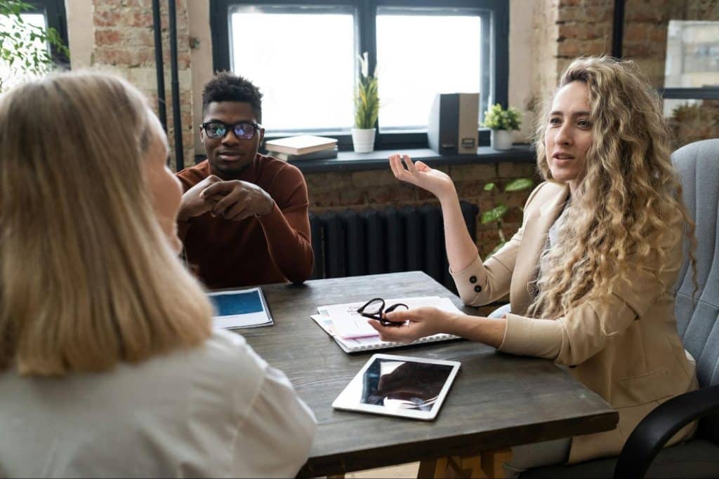 A woman getting advice from her friend