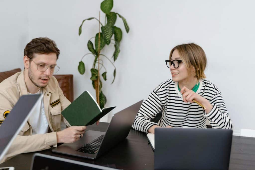 A man ignoring a woman