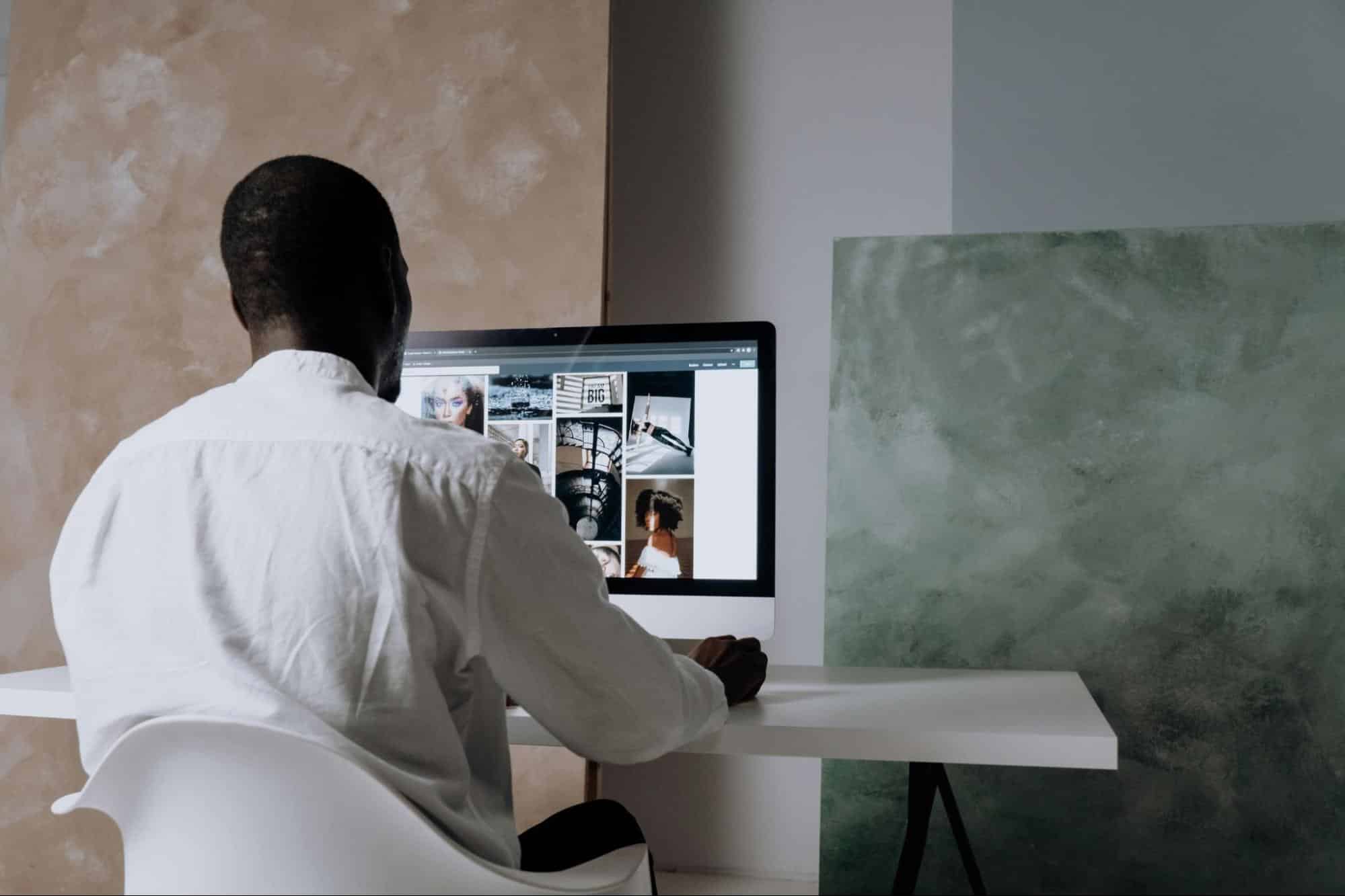 A man browsing pictures 