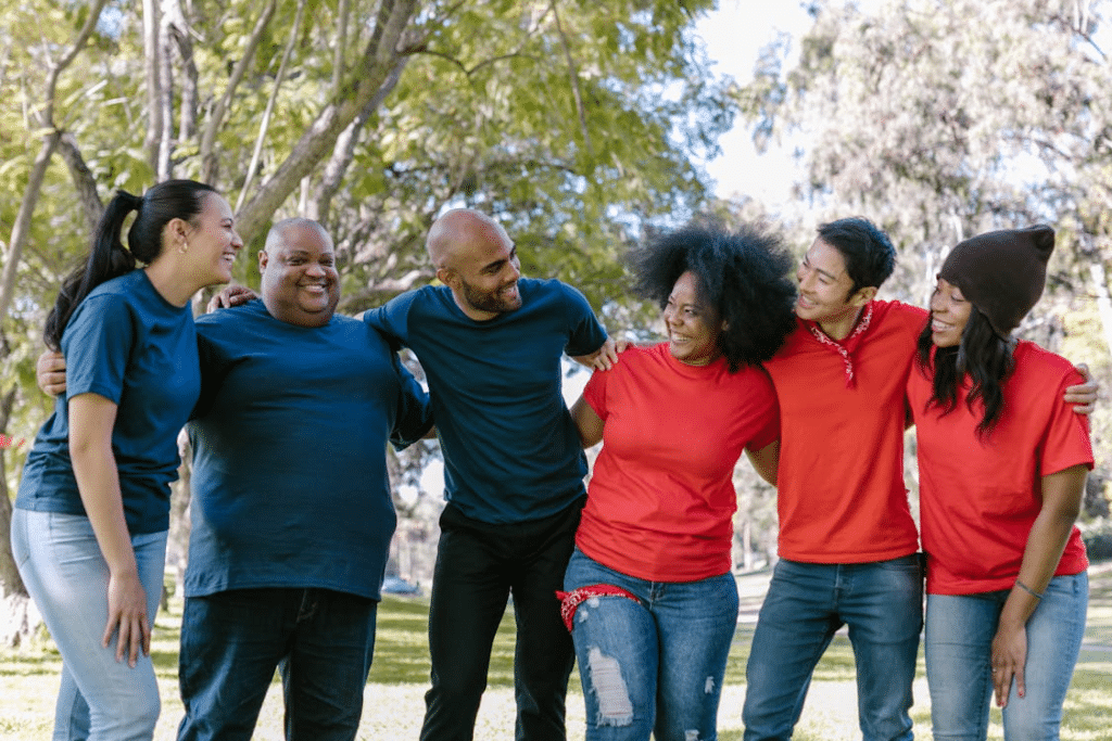 A group of people smiling 