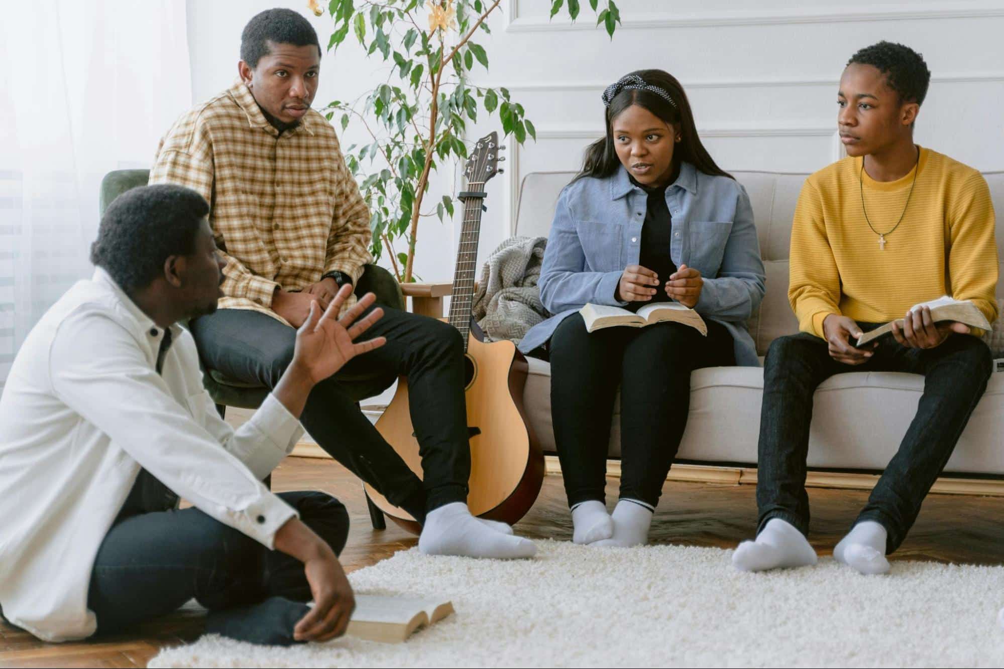 A man talking to his friends