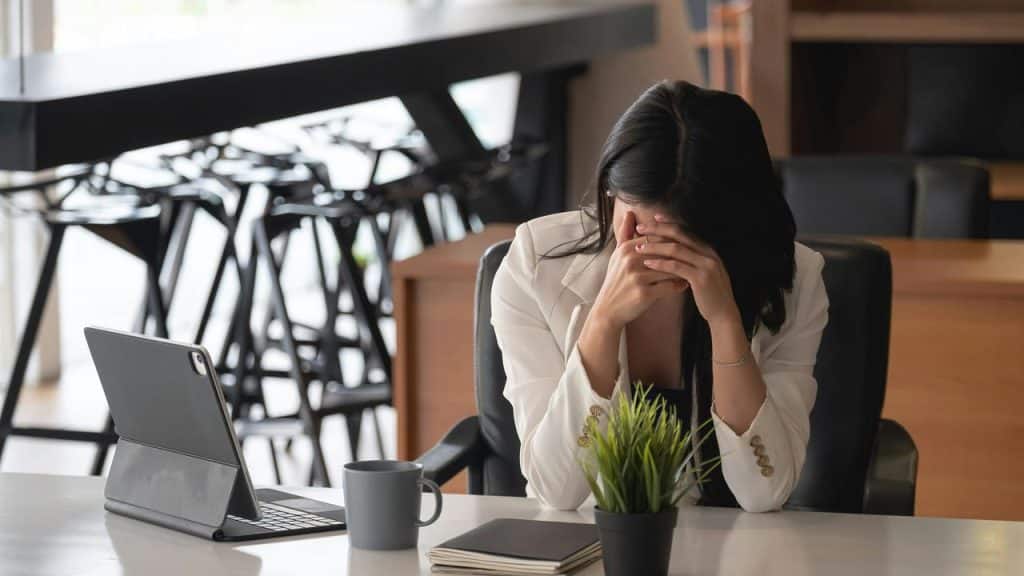 A woman having a headache