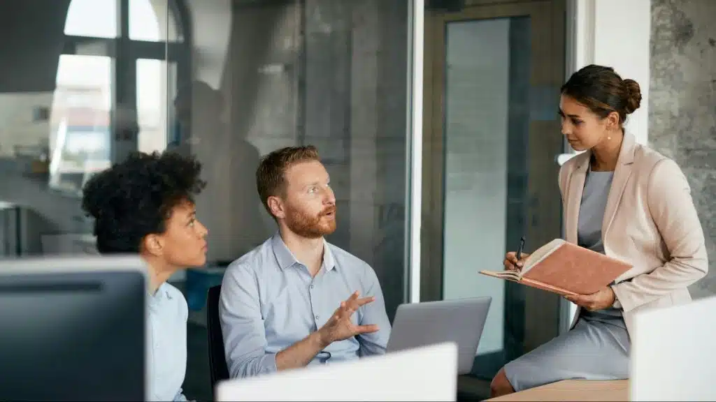 A man having conversation with ladies