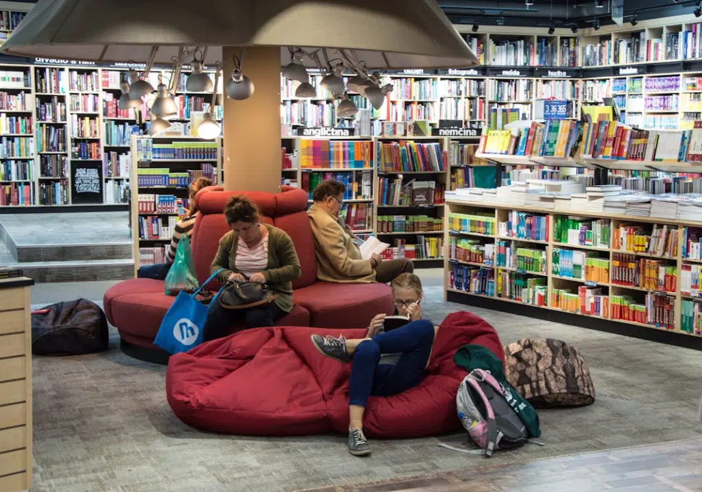 People reading books